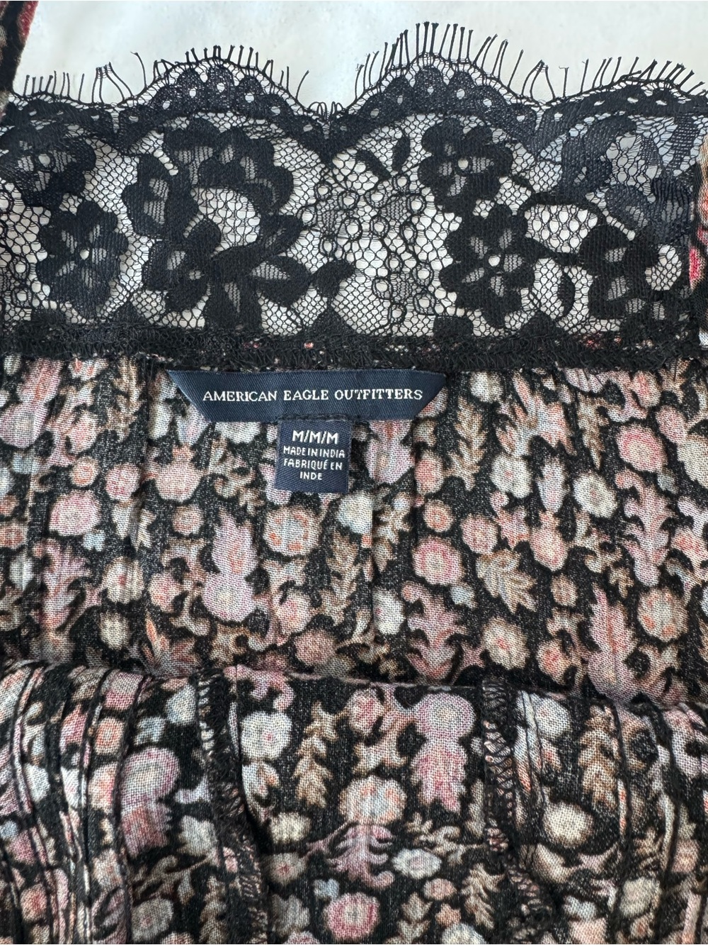 American Eagle Outfitters Women's Tank Top Black Lace Floral Print Size Medium - Picture 8 of 10